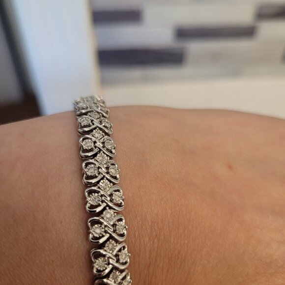 Macy's diamond bracelet - Picture 5 of 6